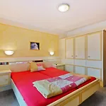 Cozy Apartment in Saalbach Hinterglemm near Ski Area